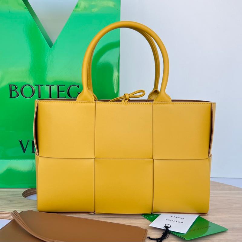 Bottega Veneta Handbags 652867 Plain pollen yellow caramel